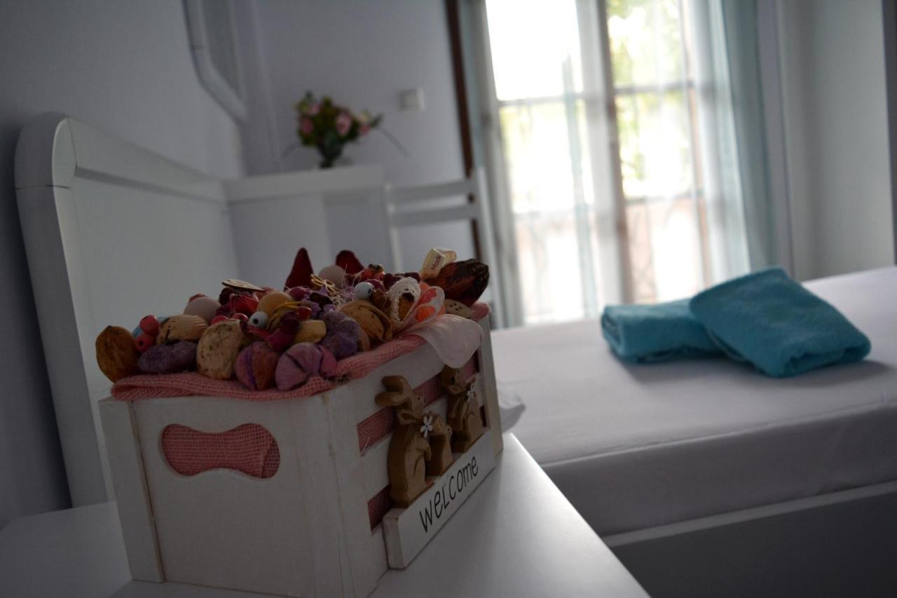 Hotel Theopisti Ouranoupoli Bagian luar foto